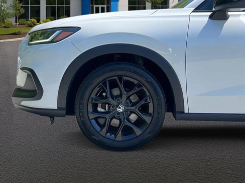 Used 2024 Honda HR-V Sport image 12
