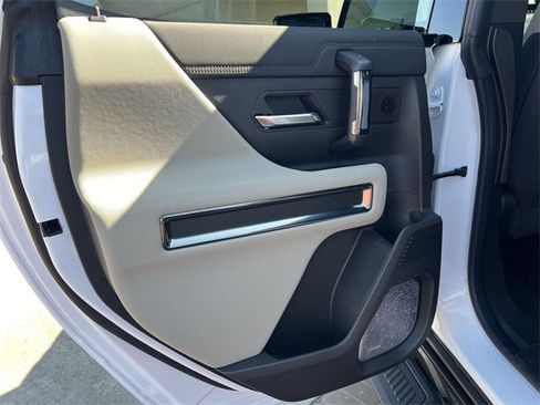 New 2026 GMC Hummer EV SUV image 27
