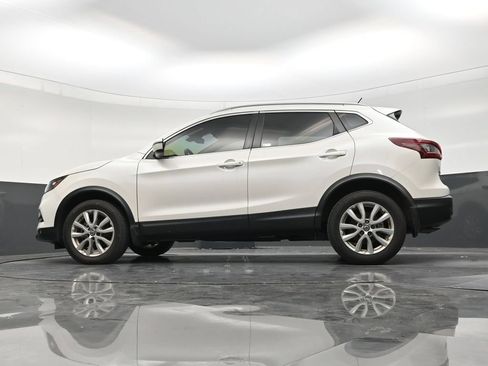 Used 2022 Nissan Rogue Sport SV FWD image 22