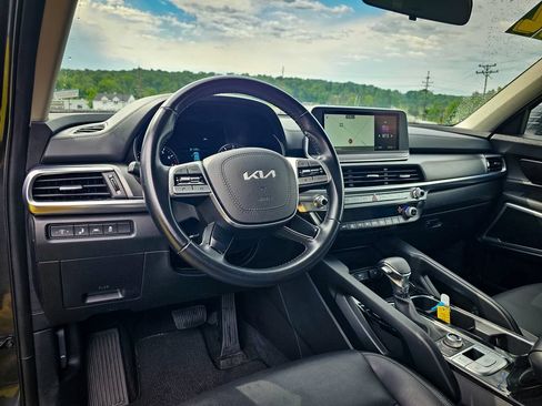 Used 2022 Kia Telluride LX AWD/4WD image 12