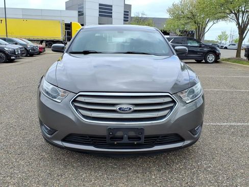 Used 2013 Ford Taurus SEL FWD image 8
