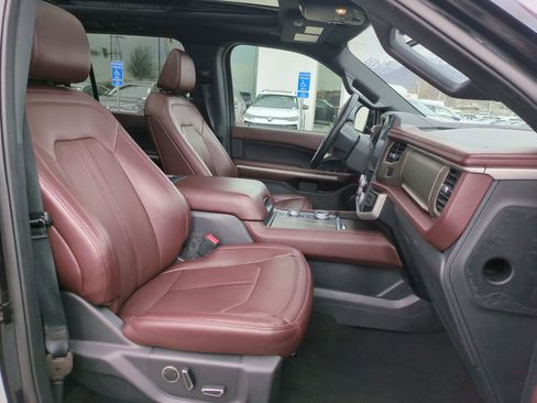 Used 2024 Ford Expedition Max Limited image 35