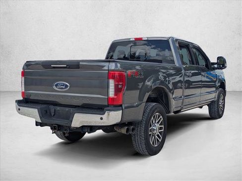 Used 2017 Ford F250 Lariat w/ Lariat Ultimate Package AWD/4WD image 4