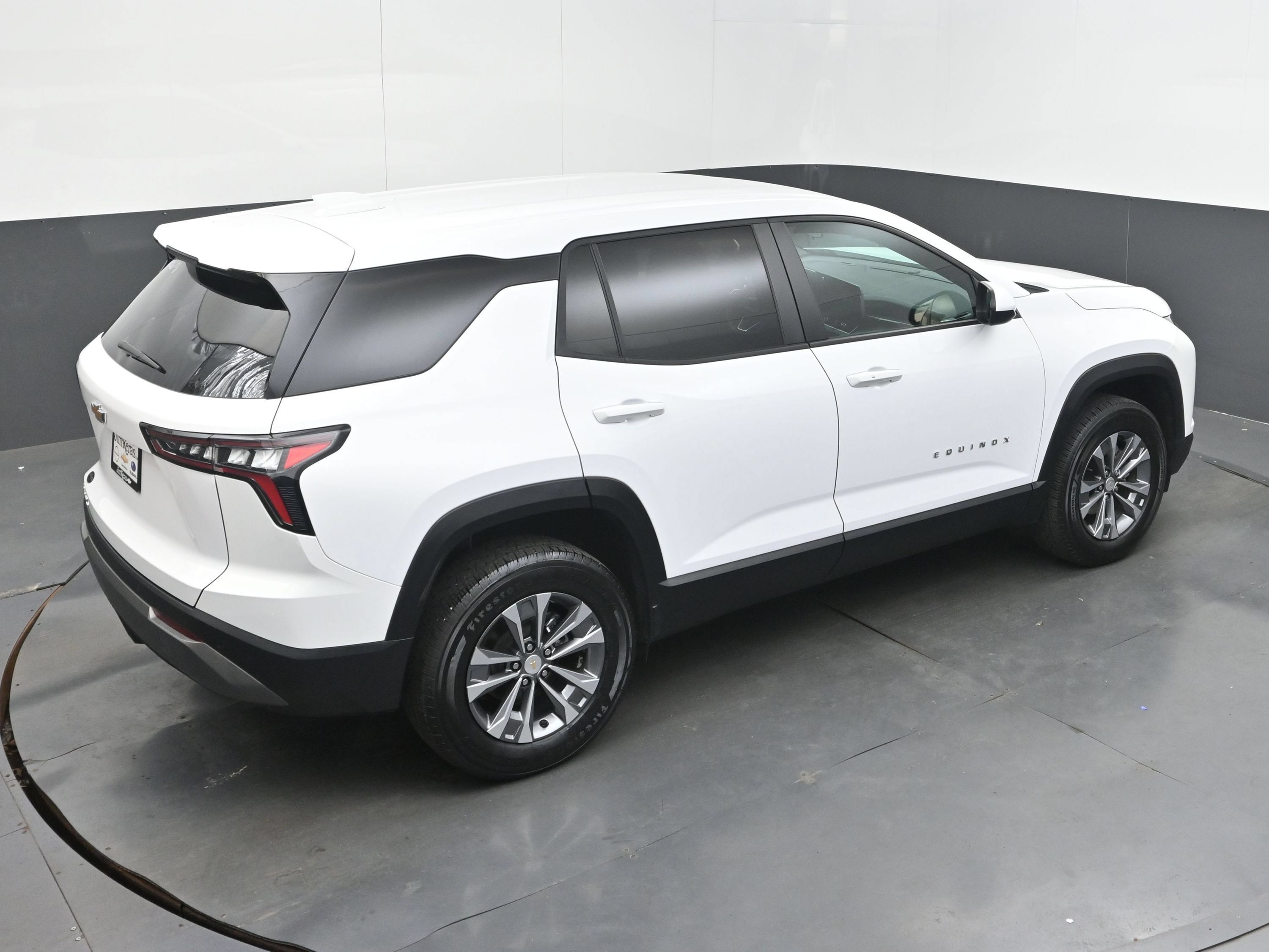 Used 2026 Chevrolet Equinox LT FWD image 39
