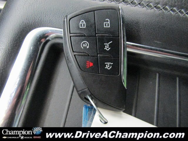Used 2022 GMC Yukon Denali AWD/4WD image 11
