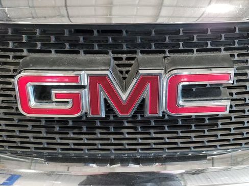 Used 2012 GMC Acadia SLT AWD/4WD image 32