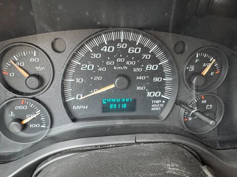 Used 2006 GMC Savana 1500 Passenger RWD image 18
