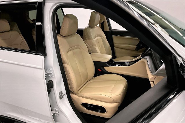 Used 2022 Jeep Grand Cherokee L Limited AWD/4WD image 8