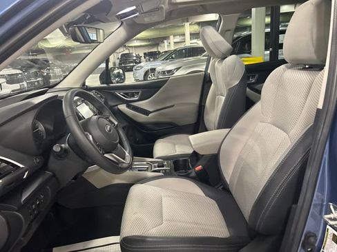 Certified 2023 Subaru Forester Premium image 10