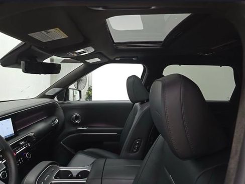 Used 2026 Hyundai Palisade Calligraphy AWD/4WD image 15