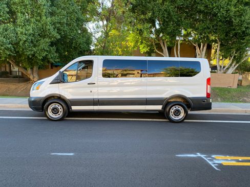 Used 2016 Ford Transit 350 XL image 60