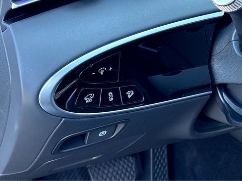 New 2026 Genesis GV70 2.5T image 18