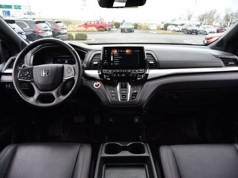 Certified 2024 Honda Odyssey Sport image 7