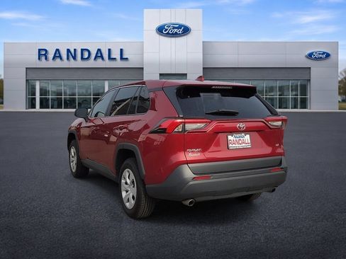 Used 2022 Toyota RAV4 LE FWD image 4