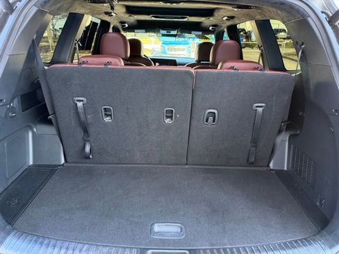 Used 2023 Kia Telluride SX Prestige image 28