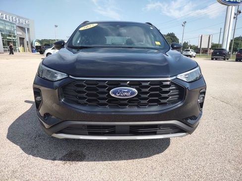 Used 2025 Ford Escape ST-Line Select AWD/4WD image 9