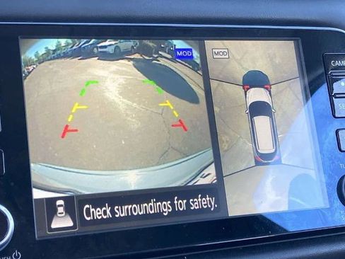 Used 2021 Nissan Kicks SR w/ SR Premium Package image 10