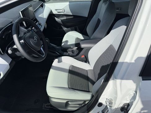 New 2025 Toyota Corolla SE image 12