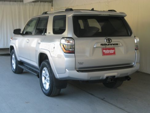 Certified 2023 Toyota 4Runner SR5 Premium w/ Moonroof Package image 29