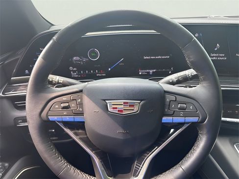 Used 2022 Cadillac Escalade ESV Sport w/ Touring Package image 21