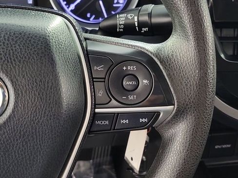 Used 2021 Toyota Camry LE image 24