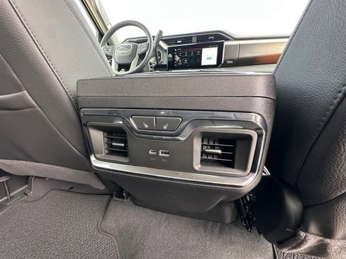 New 2026 GMC Sierra 2500 Denali w/ Denali Reserve Package image 32