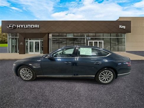 Used 2023 Genesis G80 2.5T image 8