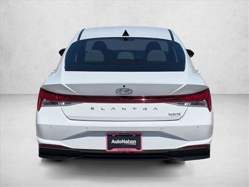 Used 2023 Hyundai Elantra Limited FWD image 6