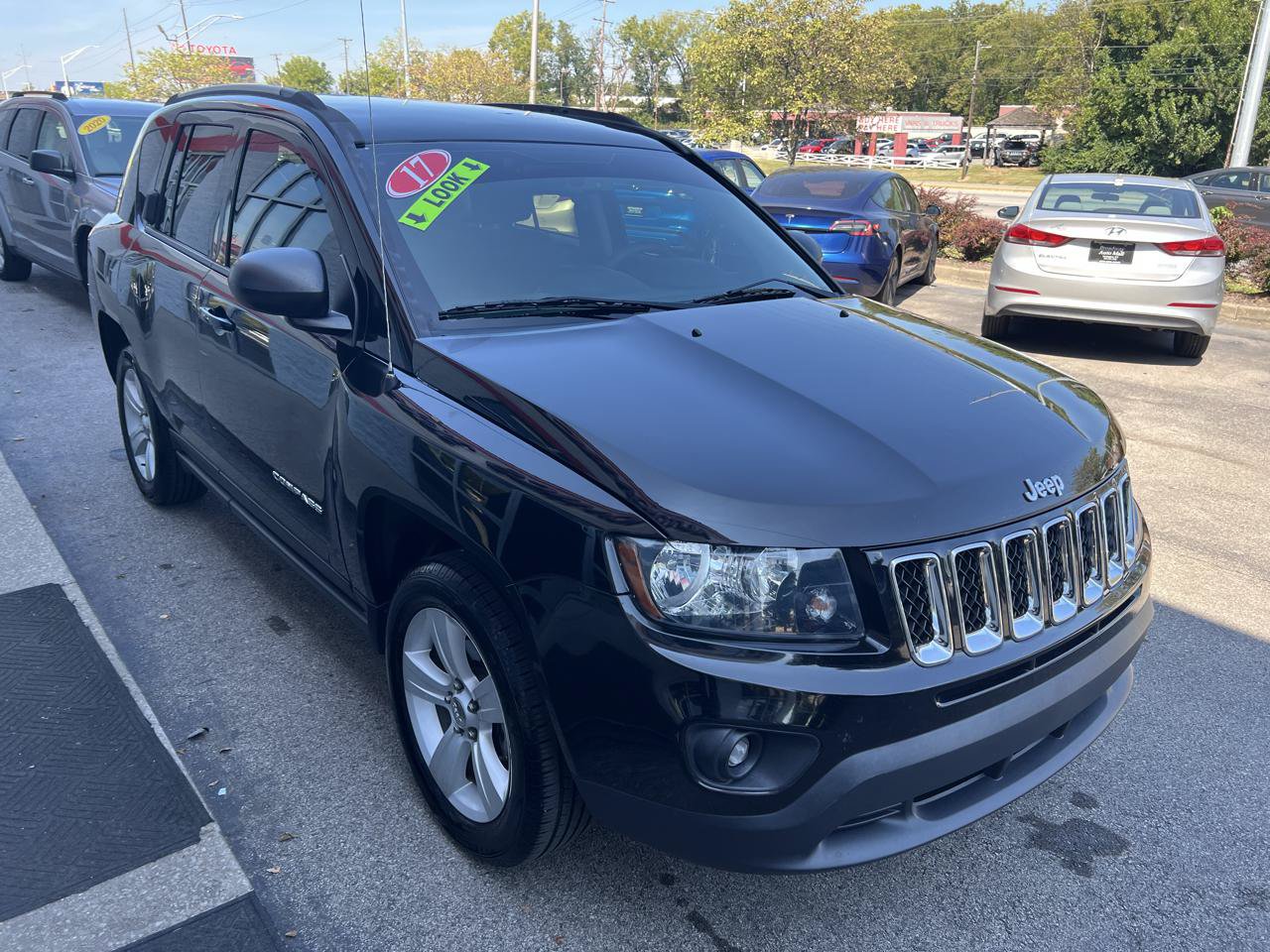 Used 2017 Jeep Compass Sport w/ Power Value Group FWD image 7