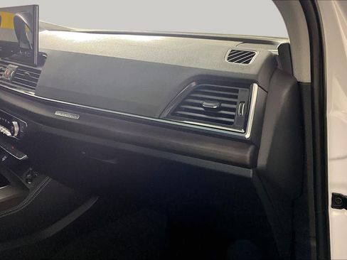 Used 2023 Audi Q5 2.0T Prestige w/ Prestige Package AWD/4WD image 17