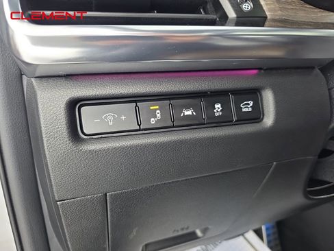 Used 2022 Kia Telluride SX w/ SX Prestige Package image 12