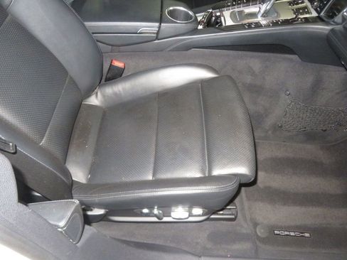 Used 2010 Porsche Panamera Turbo image 33