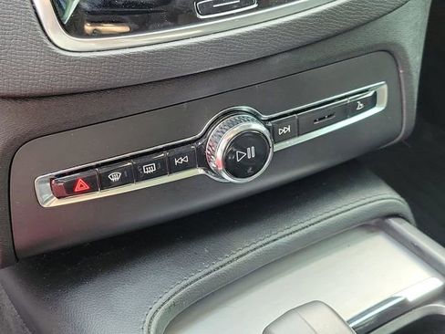 Used 2023 Volvo XC90 B5 Core image 27