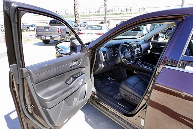 Used 2022 Nissan Pathfinder SL w/ SL Premium Package FWD image 53