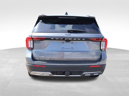 Used 2025 Ford Explorer Active w/ Active Comfort Package AWD/4WD image 20