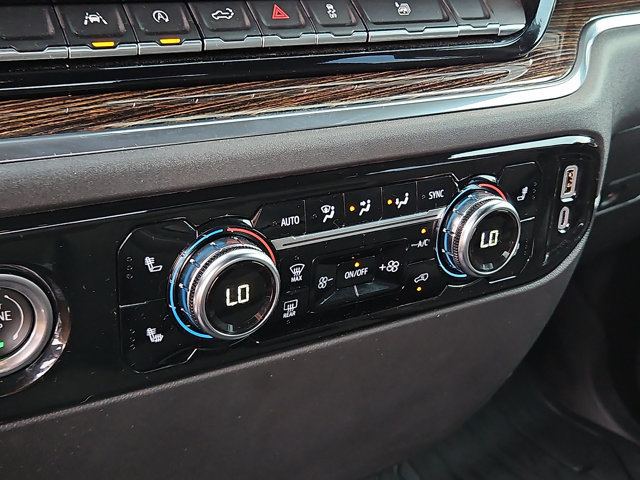 Used 2023 GMC Sierra 1500 Elevation w/ LPO, Elevation Black Package AWD/4WD image 15