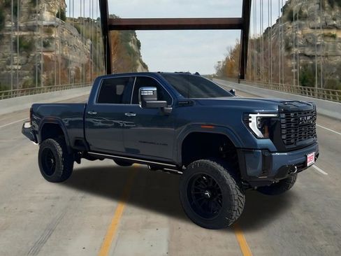 New 2026 GMC Sierra 2500 Denali Ultimate w/ LPO, Black Badging Package AWD/4WD image 1