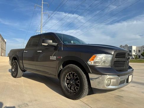 Used 2017 RAM 1500 Big Horn AWD/4WD image 3