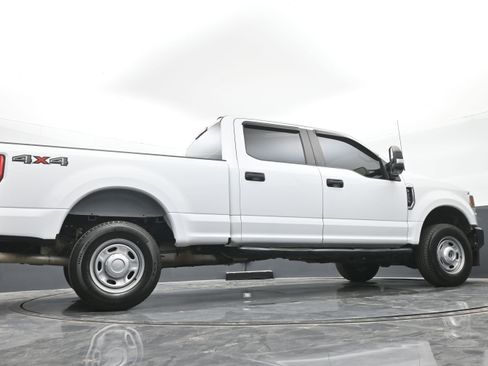 Used 2022 Ford F250 XL w/ Power Equipment Group AWD/4WD image 39