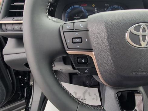 Certified 2025 Toyota Crown Signia w/ Advanced Technology Package AWD/4WD image 24