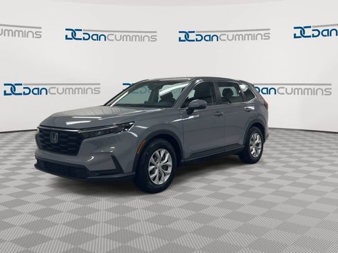 Used 2023 Honda CR-V LX image 4