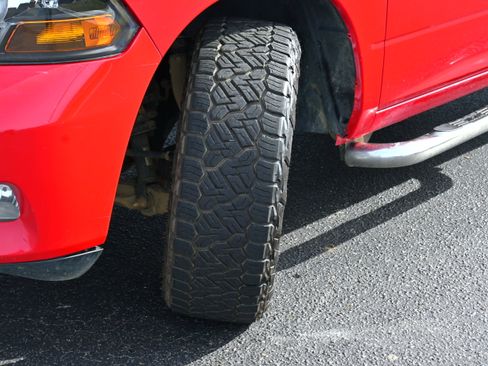 Used 2012 RAM 1500 Express image 30