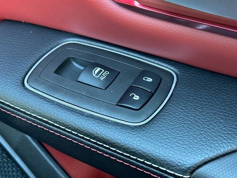 Used 2022 RAM 1500 Rebel image 21