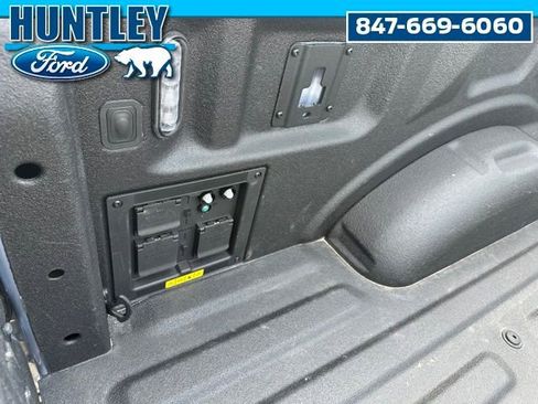 Used 2022 Ford F150 Lightning Lariat image 15