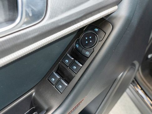 Used 2025 Ford Explorer ST-Line image 14