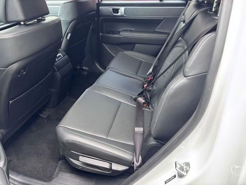 Used 2025 Hyundai Santa Fe SEL FWD image 31