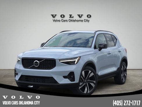 New 2026 Volvo XC40 B5 Ultra w/ Protection Package Premier AWD/4WD image 1
