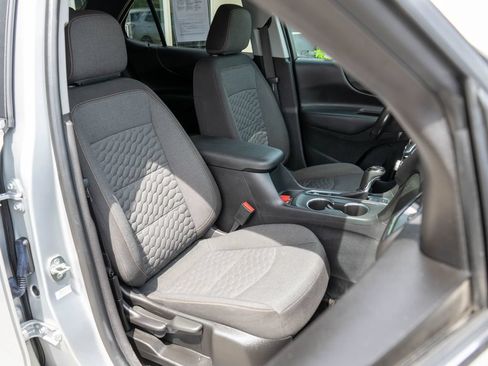 Used 2021 Chevrolet Equinox LT AWD/4WD image 9