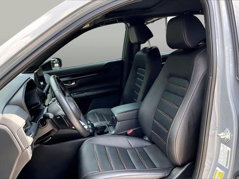 Used 2025 Honda CR-V Sport-L image 8