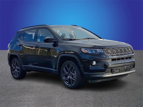 New 2026 Jeep Compass Latitude image 2